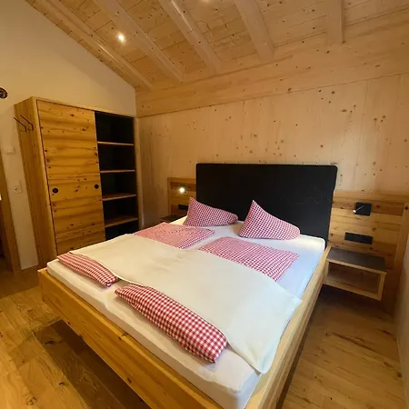 Gaestehaus Matt Apartmán *